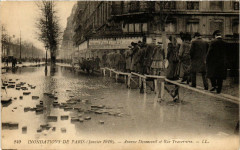 Paris 12e Avenue Daumesnil. Rue Traversiere -
																					75012 Paris 12e
																			