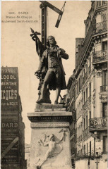Paris 7e Statue de Chappe. Boulevard Saint-Germain à Paris 7e