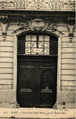 Paris 6e Rue du Cherche-Midi. Porte d'une vieille Maison à Paris 6e