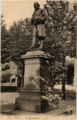 Paris 6e Statue de Broca à Paris 6e
