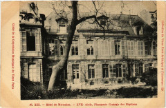 Paris 5e Hotel de Miramion. Pharmacie Centrale des Hopitaux -
																					75005 Paris 5e
																			