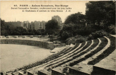 Paris 5e Arenes Romaines. Rue Monge à Paris 5e