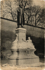Paris 5e Monument du Docteur Pean. Bd Port-Royal à Paris 5e