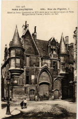 Paris 4e 1 Rue du Figuier. Hotel de Sens -
																					75004 Paris 4e
																			