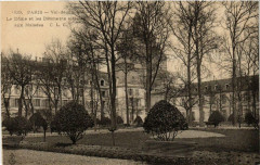 Paris 5e Val-de-Grace. Le Dome et les Batiments à Paris 5e