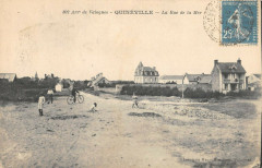 Quineville La Rue De La Mer