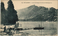 Aix-les-Bains Le Lac du Bourget et la Dent du Chat à Aix-les-Bains