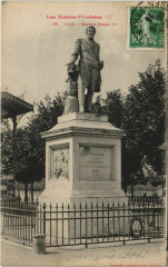 Pau Statue Henri Iv France à Pau