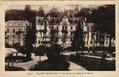 Salies-de-Bearn Un Coin du Jardin Public