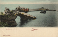 Biarritz Le Rocher de la Vierge à Biarritz