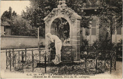 Pau La Fontaine de la Rue Porteneuve à Pau