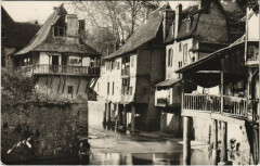 Salies-de-Bearn Vieux Quartier Pittoresque sur le Saleys
