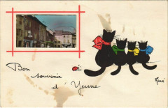 Yenne Town Scenes - Black Cats à Yenne