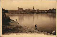 Saumur La Loire et le Chateau France à Saumur
