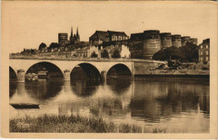 Angers vue generale et Chateau France à Angers