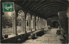 Angers Ancien Hopital Saint-Jean, le Cloitre France à Angers