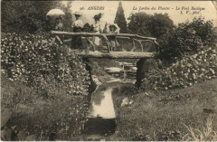 Angers Jardin des Plantes ,Pont Rustique France à Angers