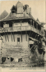 Salies de Bearn Vieille Maison France