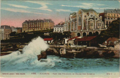 Biarritz Port des Pecheurs et Eglise Sainte-Eugenie France à Biarritz