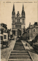 Angers Cathedrale et le Nouvel Escalier France à Angers
