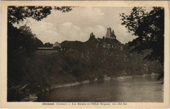 Crozant Les Ruines et l'Hotel Brigand - Vue Cote Est à Crozant