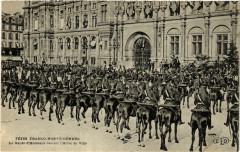 Paris 4e Fetes Franco-Norvegiennes. Garde d'Honneur Hotel de Ville à Paris 4e