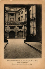 Paris 4e Rue Francois Miron. Hotel de Beauvais la cour à Paris 4e