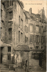 Vieux Paris 4e La Cour du Jardinet -
																					75004 Paris 4e
																			