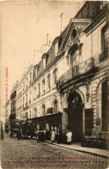 Vieux Paris 4e 31 rue des Francs-Bourgeois. Hotel d'Albrot à Paris 4e