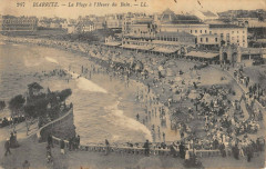 Biarritz La Plage A L'Heure Du Bain à Biarritz