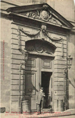 Paris 4e 20, rue de Sévigné hotel le Pelletier à Paris 4e