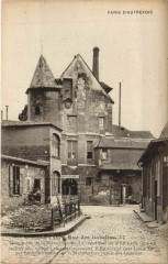 Carte postale ancienne Rue des Gobelins - Maison dite de la Reine Blanche
                                                                     à Paris 13e
                                