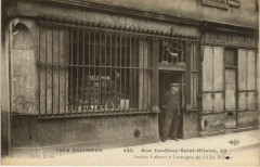 Paris 5e 35, Rue Geoffroy-Saint-Hilaire Cabaret le Bich -
																					75005 Paris 5e
																			