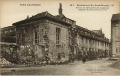 Carte postale ancienne Boulevard du Port-Royal - Restes du Monastère des Capucins (Hôpital Ricord)
                                                                     à Paris 14e
                                