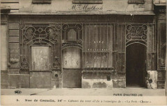 Paris 7e 36, Rue de Grenelle cabaret La Petit Chaise à Paris 7e