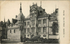 Saumur hotel de Ville à Saumur