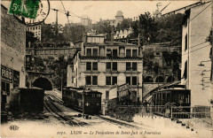 Lyon - Le Funiculaire de Saint-Just et FOURVIEREs à Lyon