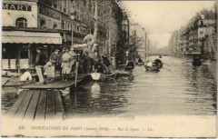 Carte postale ancienne Inondations de Paris (Janvier 1910) - Rue de Lyon
                                                                     à Paris 12e
                                