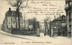 Carte postale ancienne Auteuil - Entrée de la Villa Montmorency
                                                                     à Paris 16e
                                