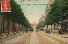 Avenue Victor-Hugo à Paris 16e