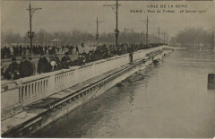 Carte postale ancienne Crue de la Seine - Pont de Tolbiac - 28 Janvier 1910
                                                                     à Paris 12e
                                