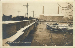 Carte postale ancienne Paris inondé - Pont de Tolbiac
                                                                     à Paris 13e
                                