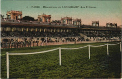 Hippodrome de Longchamp - Les Tribunes à Paris 16e