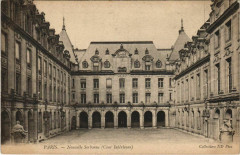Paris 5e La Sorbonne Cour intérieur à Paris 5e