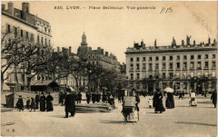 Lyon Place Bellecour vue générale à Lyon