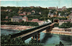 Lyon-Le cote au Saint-Irenée&le Pont du Chemin de Fer sur la Saone à Lyon