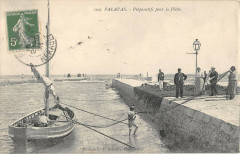 Palavas Preparatifs Pour La Peche