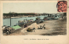 Carte postale ancienne La Seine - Quai de la Gare
                                                                     à Paris 13e
                                