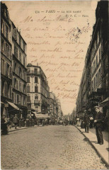 Carte postale ancienne La Rue Ramey
                                                                     à Paris 18e
                                