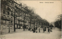 Avenue Carnot à Paris 17e